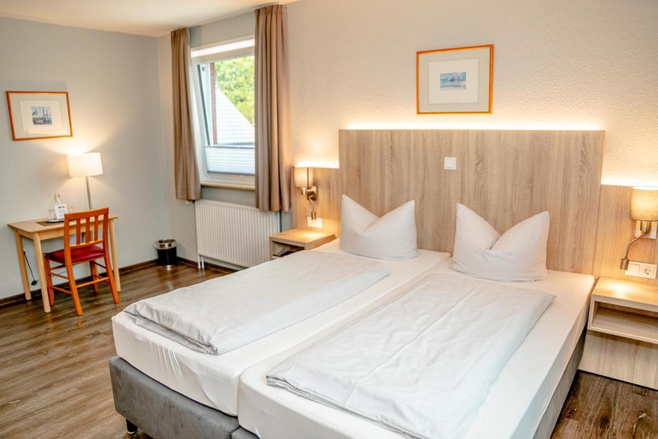 Hotel Herbers Sudbrookmerland Екстер'єр фото