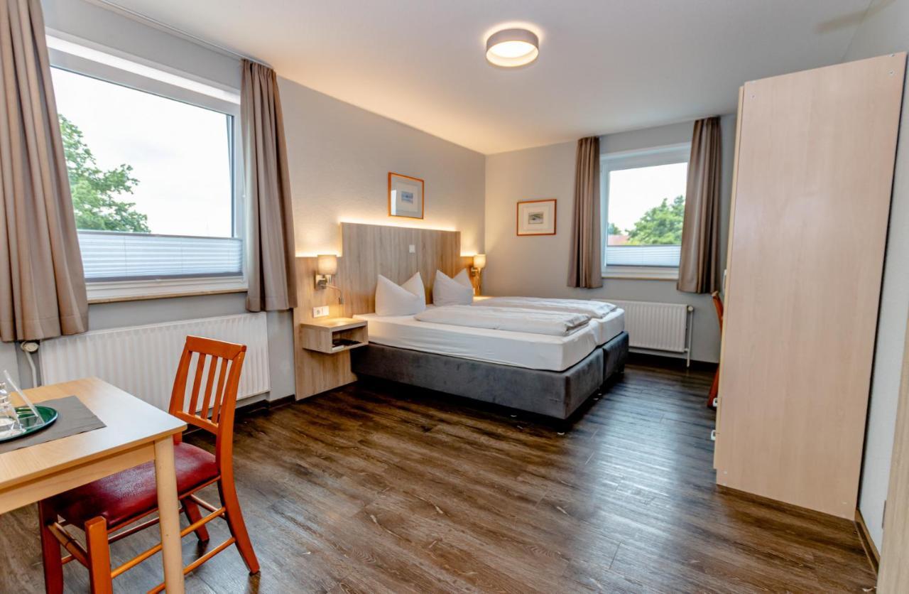 Hotel Herbers Sudbrookmerland Екстер'єр фото