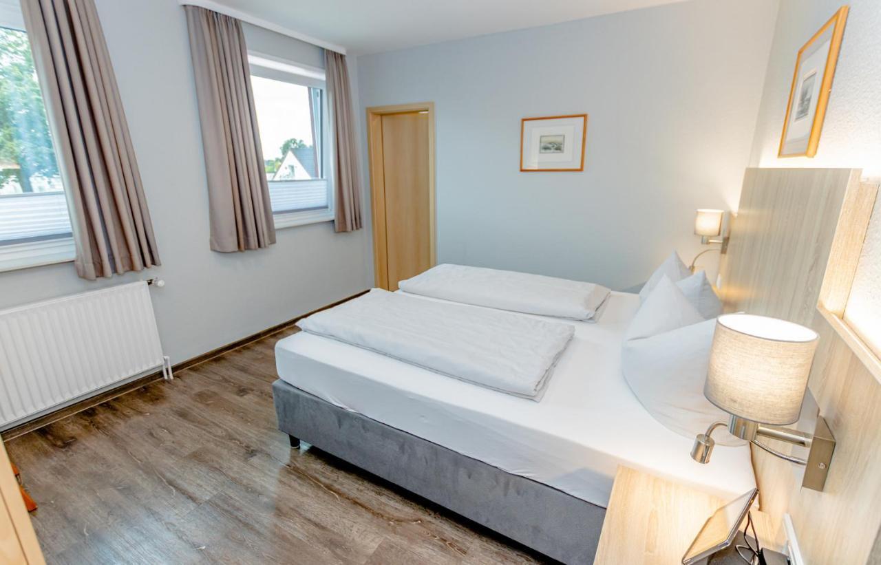Hotel Herbers Sudbrookmerland Екстер'єр фото