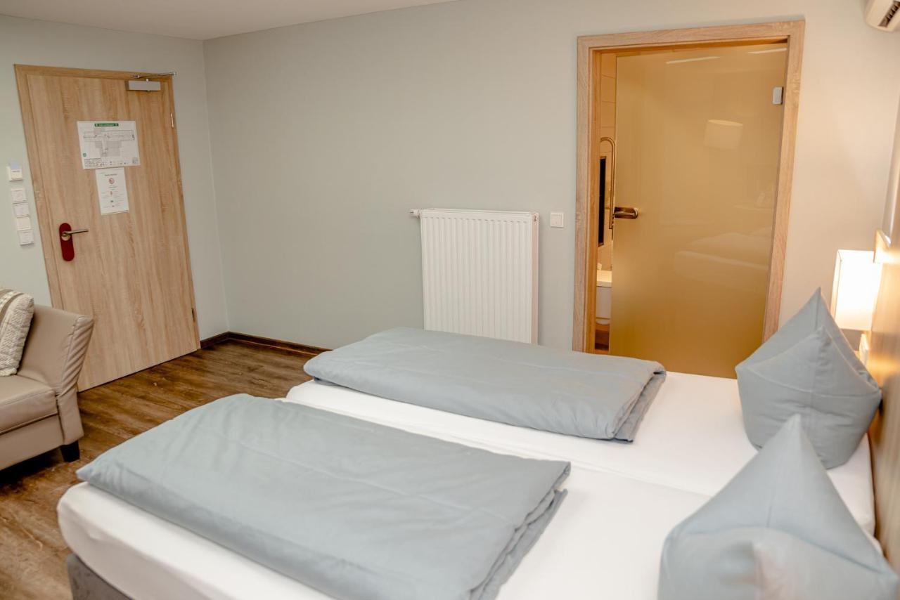 Hotel Herbers Sudbrookmerland Екстер'єр фото