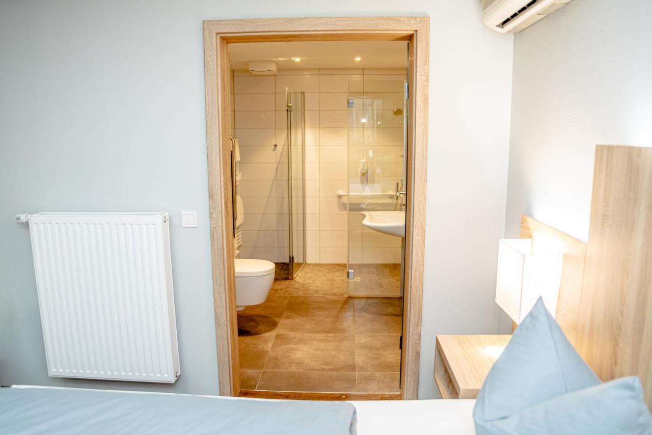 Hotel Herbers Sudbrookmerland Екстер'єр фото